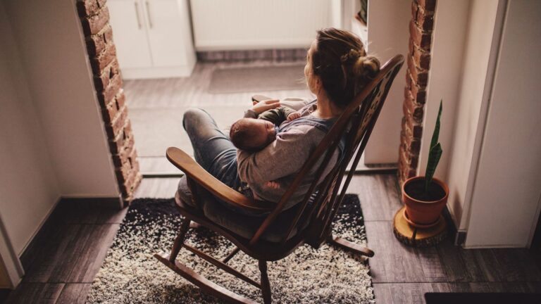 Heb ik recht op alimentatie als de vader onze baby niet ziet - Verder Online