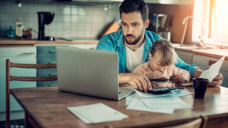 Hoe erken ik als vader mijn kind en krijg ik ouderlijk gezag - Verder Online